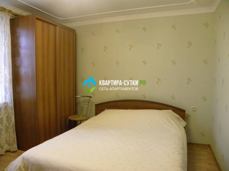 Снять 2-комнатную квартиру посуточно. Симферополь, Киевская, 153 А